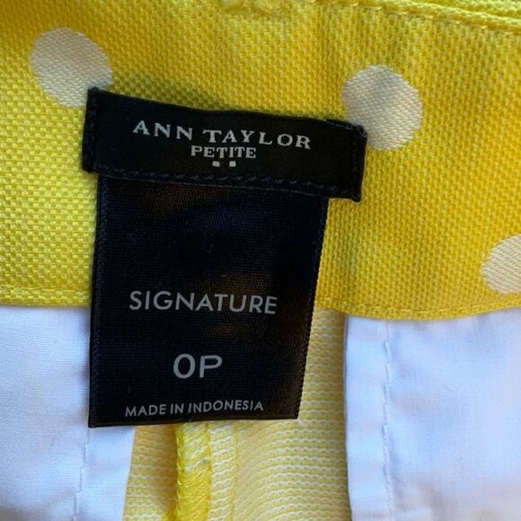 Take 50% OFF- Ann Taylor Yellow Polka-dot Signature Shorts, Size-0P - Picture 5 of 5